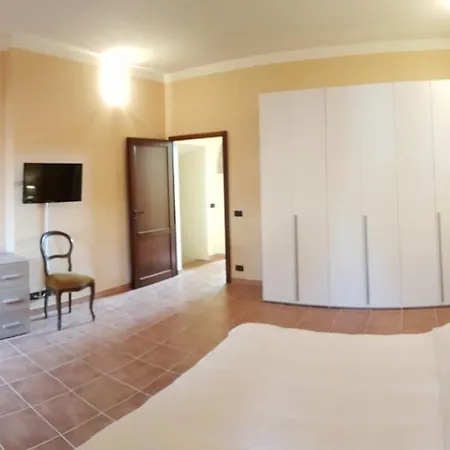 Da Simone Podere Santi Lucia E Pietro