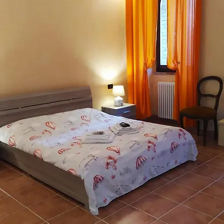 Da Simone Podere Santi Lucia E Pietro Country house *